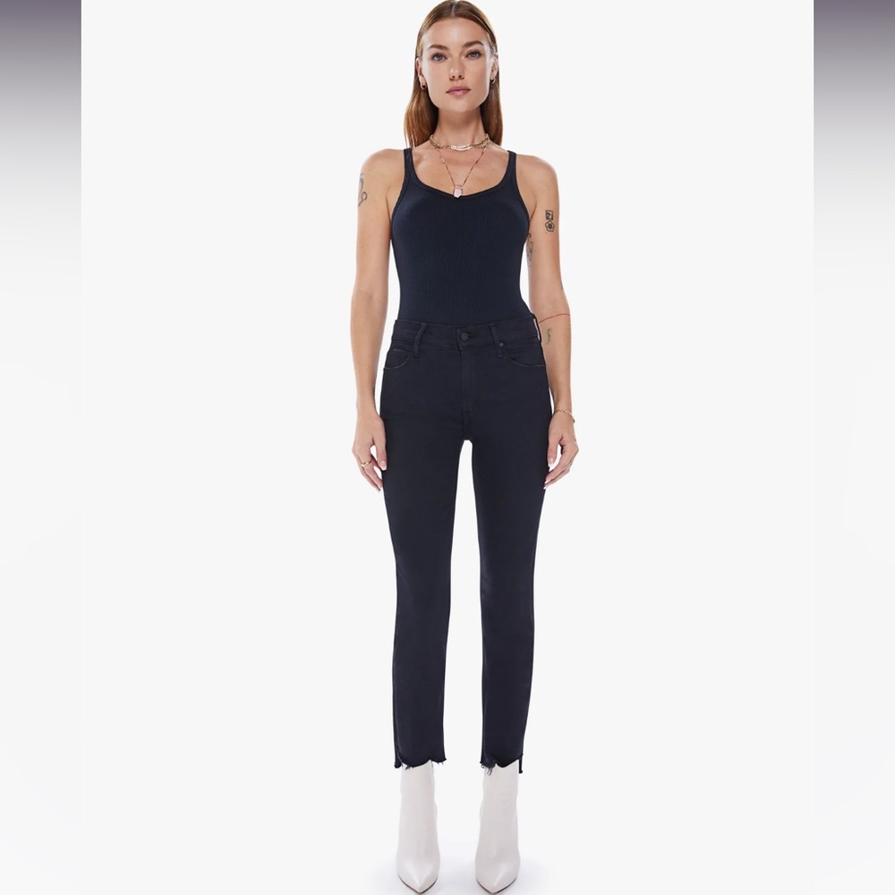 NWT MOTHER mid rise dazzler ankle step fray in Not Guilty (black)